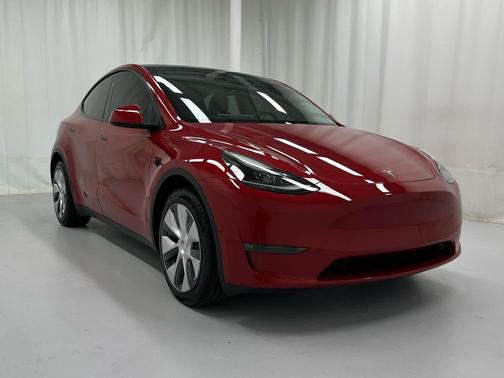 Red Multi-Coat 2023 Tesla Model Y Long Range Dual Motor All-Wheel Drive