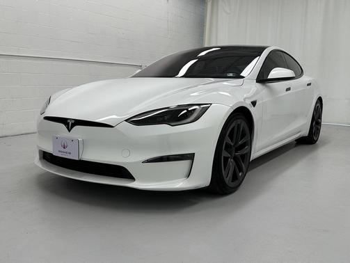 2023 Tesla Model S Base