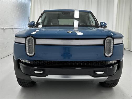 2023 Rivian R1T Adventure