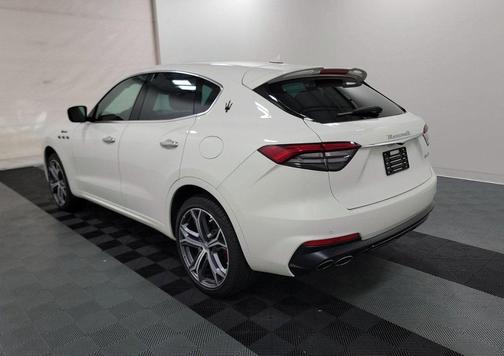 2022 Maserati Levante Modena