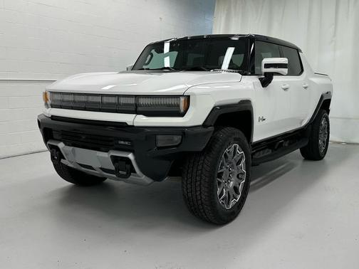 Interstellar White 2024 GMC HUMMER EV Pickup 3X