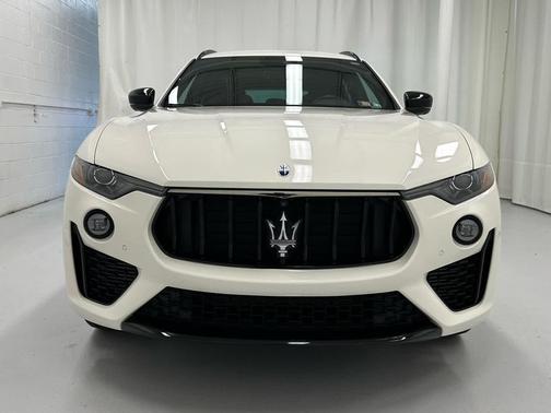 Bianco 2024 Maserati Levante Modena Ultima