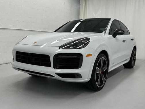 2023 Porsche Cayenne GTS