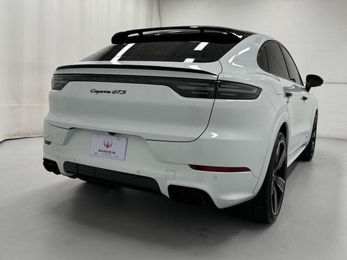 2023 Porsche Cayenne GTS