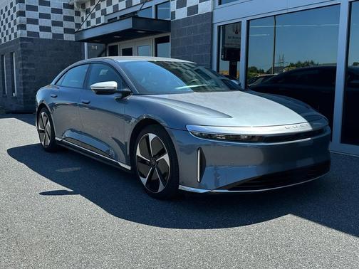 Quantum Grey Metallic 2025 Lucid Air Grand Touring