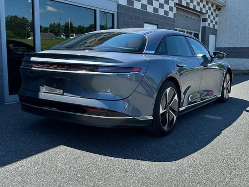 Quantum Grey Metallic 2025 Lucid Air Grand Touring