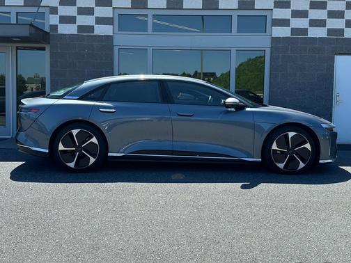 Quantum Grey Metallic 2025 Lucid Air Grand Touring