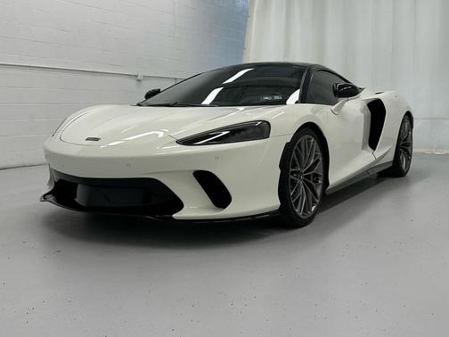 White 2021 McLaren GT Coupe