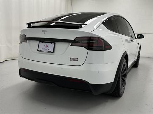 2022 Tesla Model X Plaid Tri Motor All-Wheel Drive