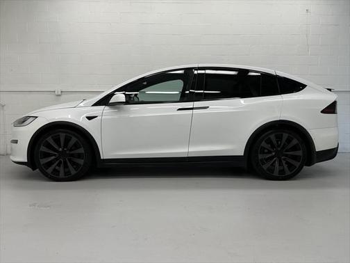 2022 Tesla Model X Plaid Tri Motor All-Wheel Drive
