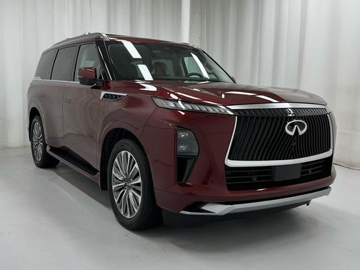 2025 INFINITI QX80 SENSORY AWD