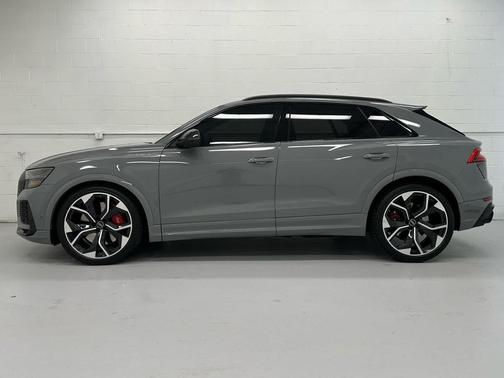 Nardo Gray 2023 Audi RS Q8 4.0T