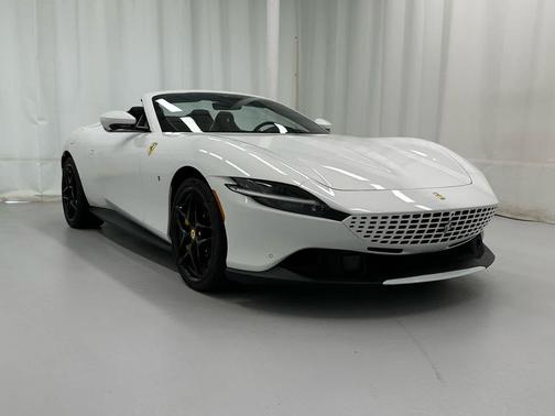 Bianco Cervino 2025 Ferrari Roma Spider Convertible