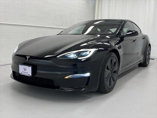 2022 Tesla Model S Base
