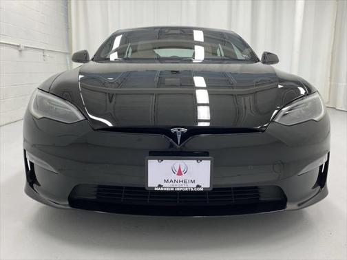2022 Tesla Model S Base