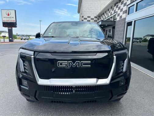 Onyx Black 2025 GMC Sierra EV Extended Range Denali
