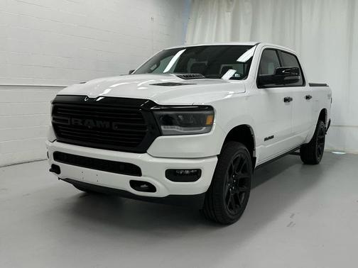 Bright White Clearcoat 2023 RAM 1500 Laramie
