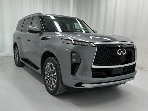 2025 INFINITI QX80 SENSORY AWD