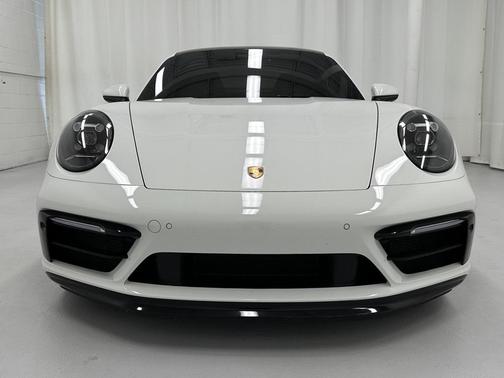 2022 Porsche 911 Carrera S