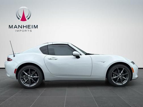 Ceramic Metallic 2017 Mazda MX-5 Miata RF Grand Touring