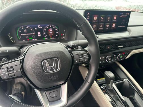 2025 Honda Accord Hybrid Touring
