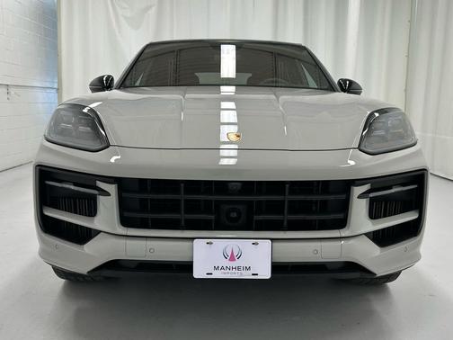 2024 Porsche Cayenne S