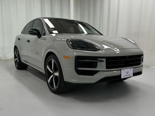 2024 Porsche Cayenne S