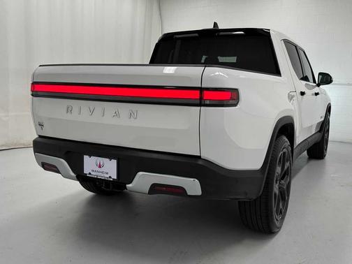 2023 Rivian R1T Adventure