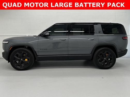 2023 Rivian R1S Adventure