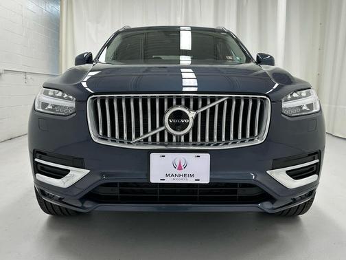 2024 Volvo XC90 B5 Plus Bright Theme