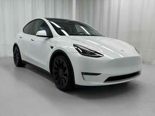 2022 Tesla Model Y Performance Dual Motor All-Wheel Drive