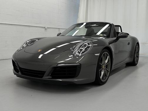 2017 Porsche 911 Carrera