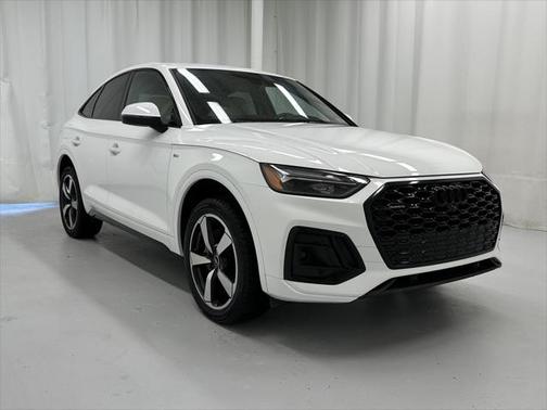 2022 Audi Q5 45 S line Premium Plus
