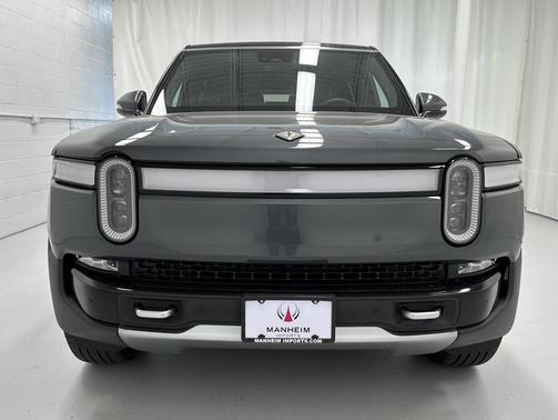 2024 Rivian R1S Adventure Quad Motor Large Pack