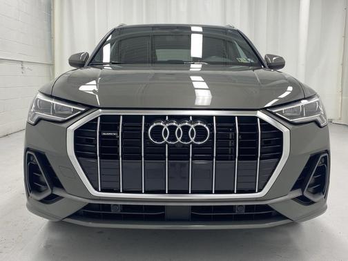 2022 Audi Q3 45 S line Premium Plus