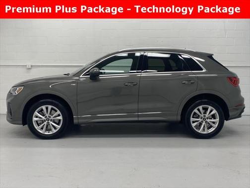 2022 Audi Q3 45 S line Premium Plus