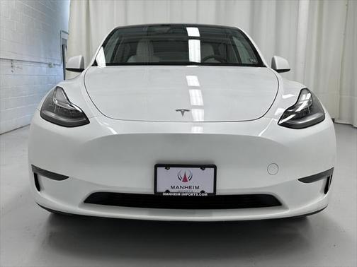 2023 Tesla Model Y Long Range Dual Motor All-Wheel Drive