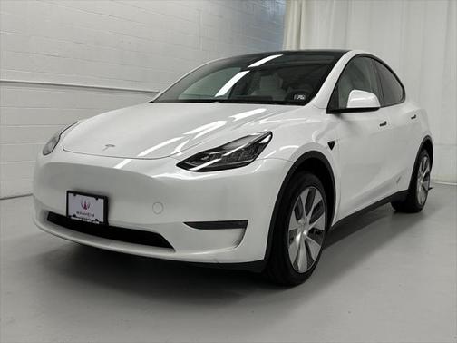 2023 Tesla Model Y Long Range Dual Motor All-Wheel Drive