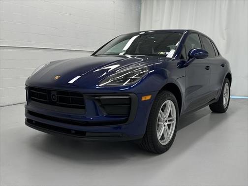 2023 Porsche Macan Base