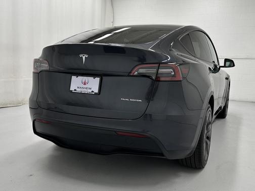 2025 Tesla Model Y Long Range Dual Motor All-Wheel Drive