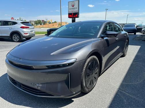 Quantum Grey Metallic 2025 Lucid Air Grand Touring