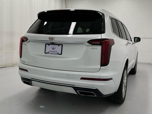 Crystal White Tricoat 2023 Cadillac XT6 Premium Luxury AWD