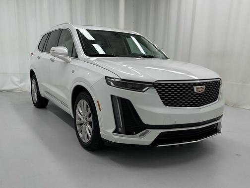 Crystal White Tricoat 2023 Cadillac XT6 Premium Luxury AWD