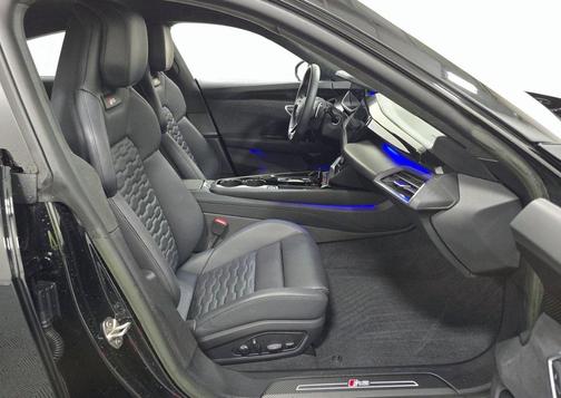 2023 Audi RS e-tron GT quattro