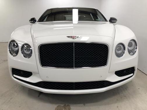 Photo 2 of 54 of 2018 Bentley Flying Spur V8 S