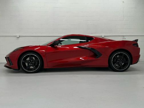 2022 Chevrolet Corvette Stingray w/2LT