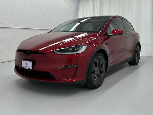 Ultra Red 2026 Tesla Model X Plaid