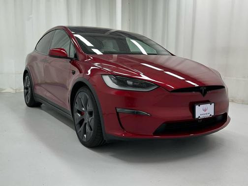 Ultra Red 2026 Tesla Model X Plaid