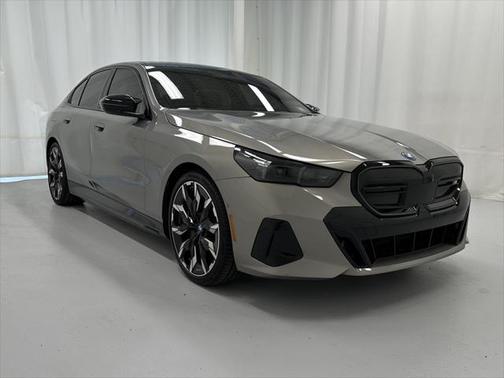 2024 BMW i5 M60