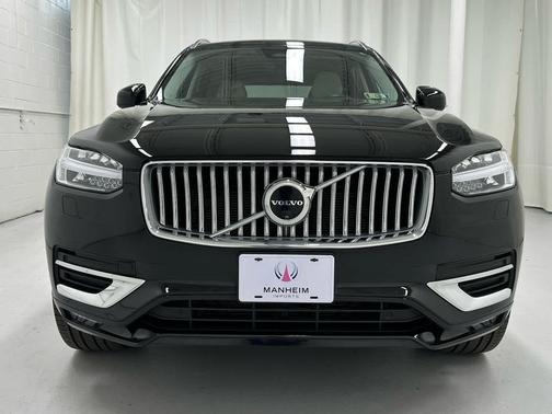 2024 Volvo XC90 B5 Plus Bright Theme